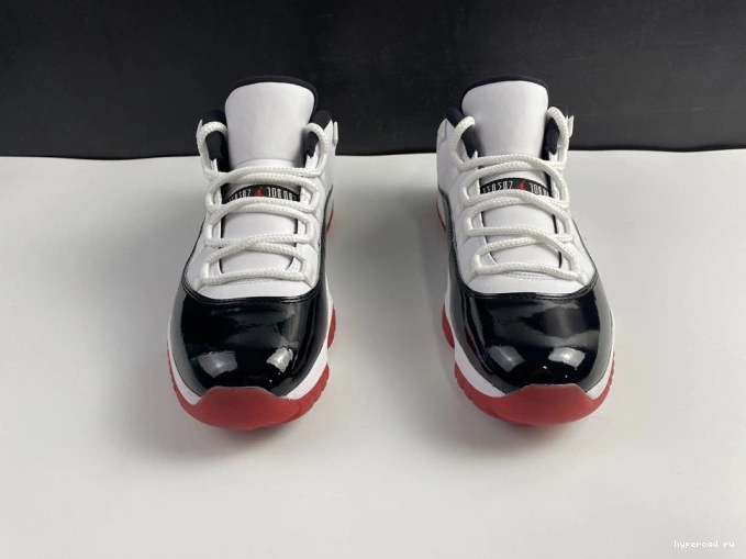 AV2187-160 11 Retro Jordan Air Low Concord Bred 1014